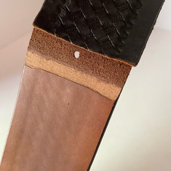 Leather Belt 36BB Don Hume Miami, Okla Hand Tooled Black Unfinished - Picture 4 of 15